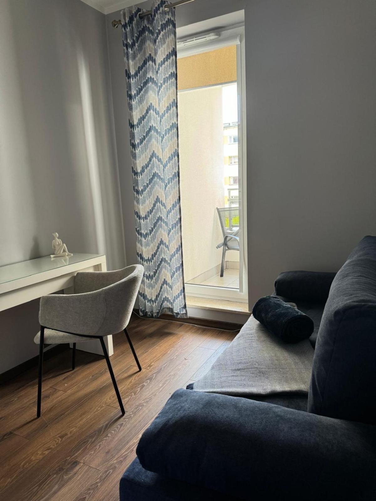 Apartment Metro Slodowiec Free Parking وارسو المظهر الخارجي الصورة